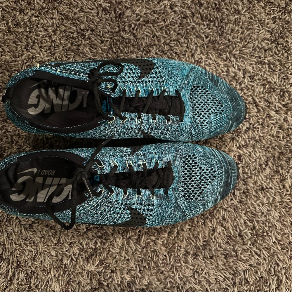 Mens Nike Flyknit Racer Blue Gecko size 12 - Picture 3 of 5